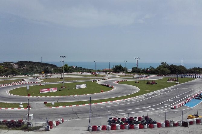 15 Min Of Go Karting - Picking the right kart for your group