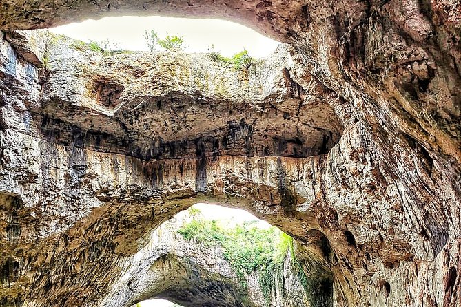 3 Caves tour - Saeva dupka , Eyes of God cave & Devetashka Cave - Group size, guides, and the human side