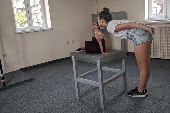 Admission Ticket to Illusions in Museum in Veliko Turnovo - Staff help, instructions, and photo opportunities