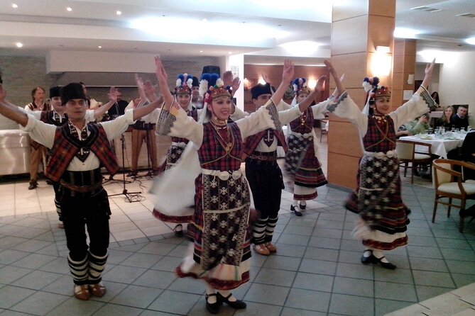 Bulgarian Dinner with Show from Nessebar and Sunny Beach - What happens at the village dinner