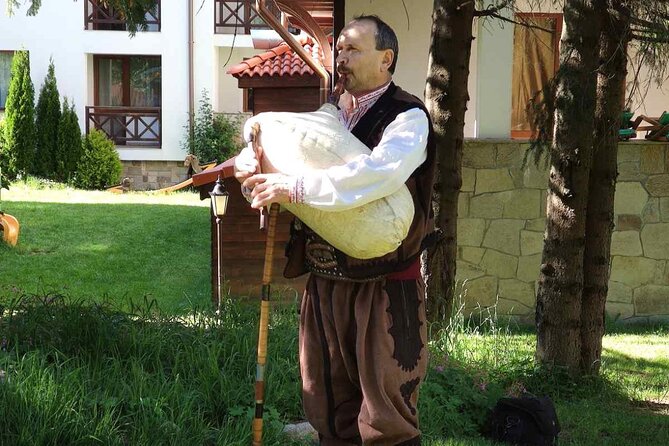 Bulgarian Dinner with Show from Nessebar and Sunny Beach - Timing, group size, and the right expectations