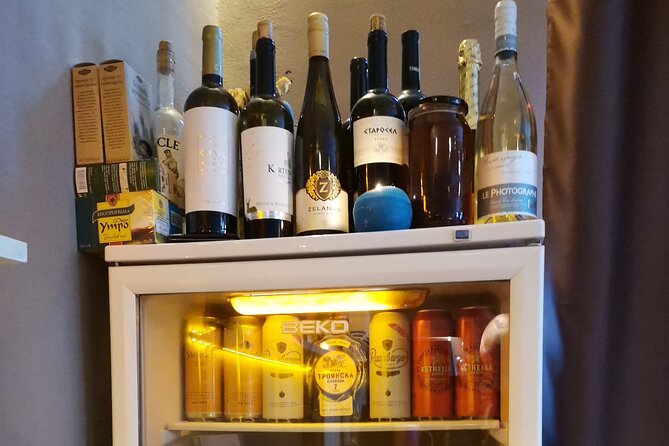 Bulgarian Prime Cuts and Wine Tour - Bulgarian wine and conversation
