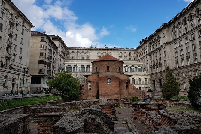 Communist Walking Tour of Sofia - The Soviet Army Monument and its arguments