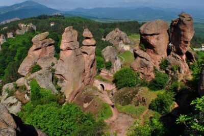 Day tour to the Natural wonders Belogradchik Rocks & Venetsa cave