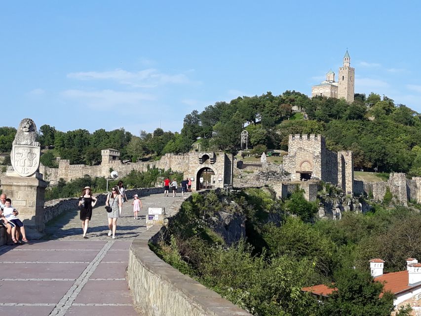 From Bucharest: Day Trip to Medieval Marvels of Bulgaria - The road day: what 10 hours really means