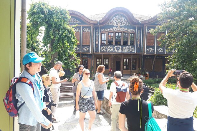 Plovdiv guided walking tour - The English commentary and guide style