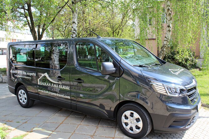PRIVATE return transfer from Sofia to Bansko - Meeting your driver at Sofia Airport