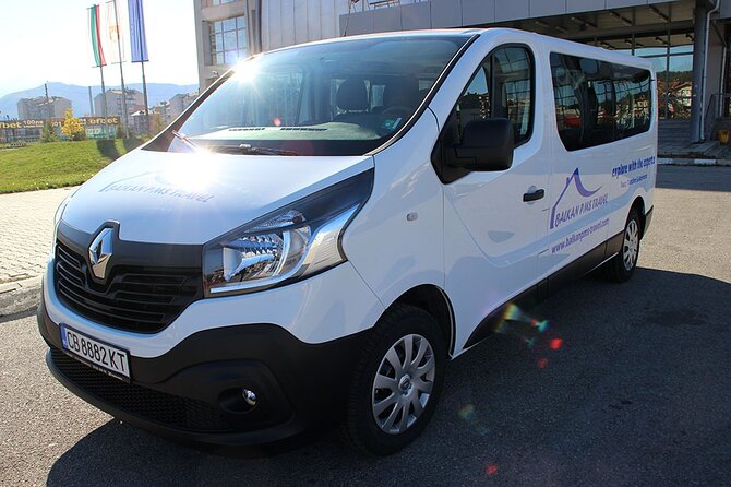 PRIVATE return transfer from Sofia to Bansko - Drivers, communication, and practical service
