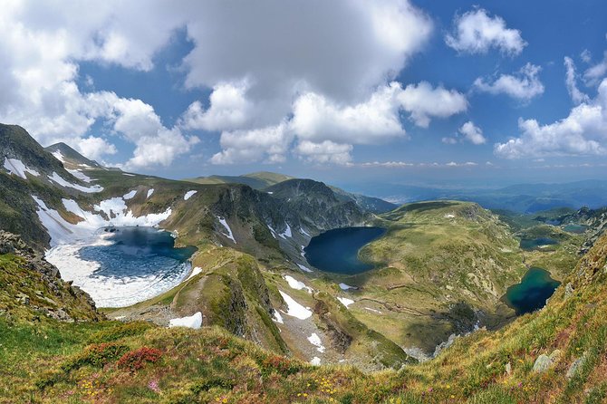 Seven Rila Lakes Guided Hike With chairlift ticket - What the guide adds to the day