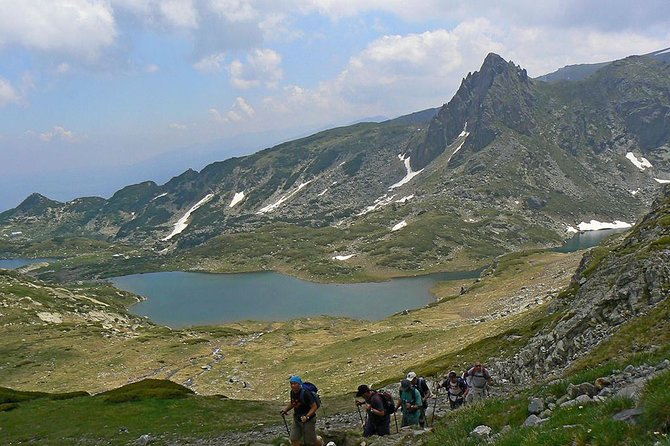 Seven Rila lakes to Rila monastery guided Trek - Day one: from Pionerska Hut to the Seven Rila Lakes