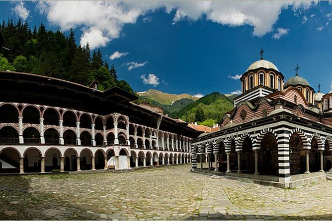 Small Group Tour to Rila Monastery and Boyana Church - Leaving Sofia for the Rila Mountains