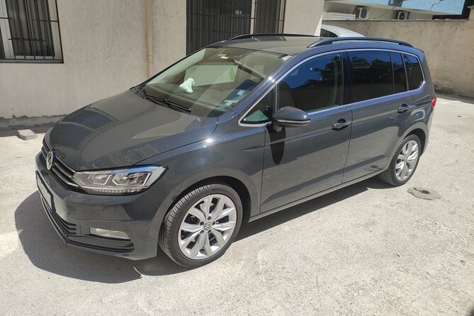 Transfer Plovdiv to Sofia airport/city with a car 3+1 - Accessibility, service animals, and who fits comfortably
