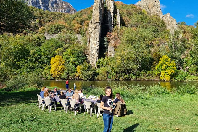 Wine trip with The Jolly Vintners near Sofia - Getting there and managing the five-hour schedule